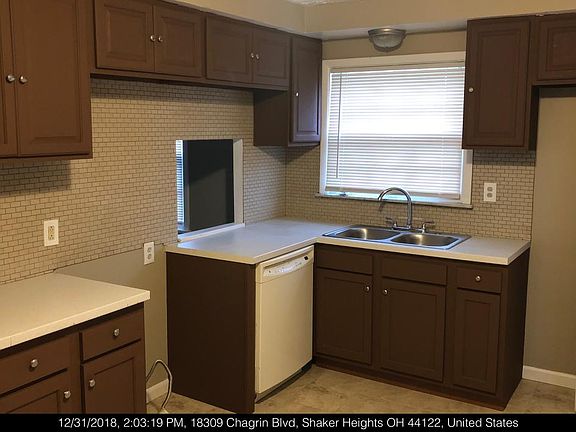 4th image of 18309 Chagrin Blvd #1830