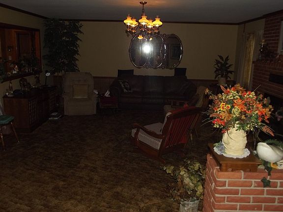2nd image of 1143 S Crawford St