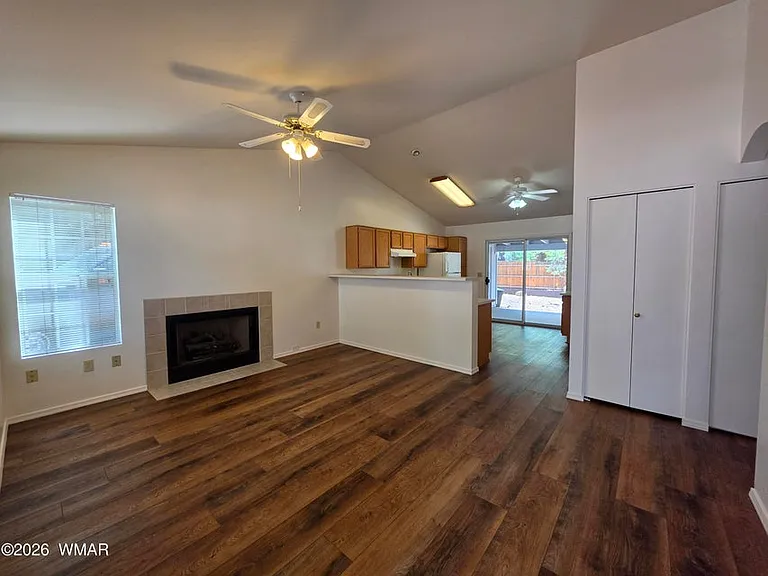 1721 W Hall St — Photo 2
