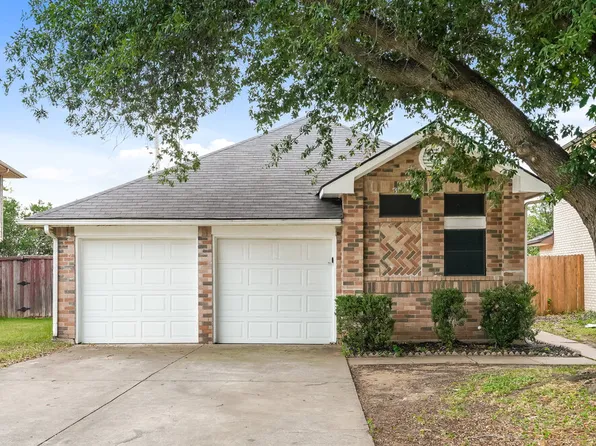 1307 Jasmine Dr, Lewisville, TX 75077