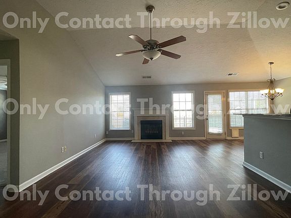 4th image of 3928 Winthrop Dr