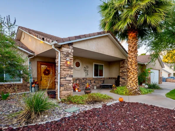 742 Caserio Cir, Washington, UT 84780