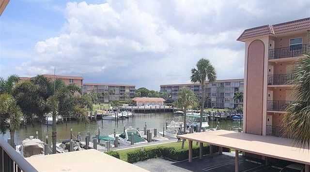 1st image of 930 Dogwood Dr APT 357