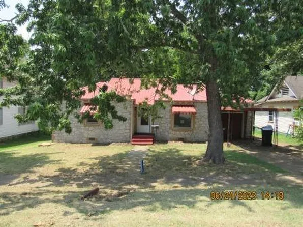 1025 E Boswell St, Batesville, AR 72501