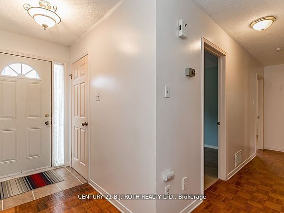 2nd image of 11 Cartwright Dr