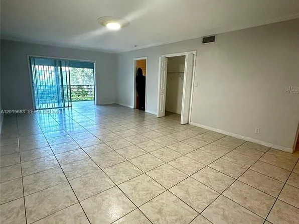 4291 NW 9th Ave APT 202, Pompano Beach, FL 33064