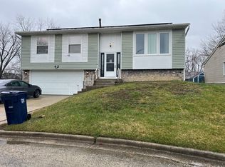 42 Joslyn Dr, Elgin, IL 60120