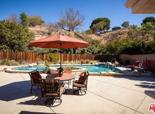 21533 Viewridge Rd, Topanga, CA 90290