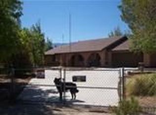 29697 Foothill Rd, Lucerne Valley, CA 92356