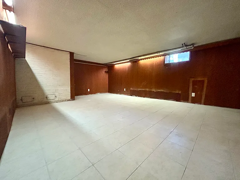 32 Wamsutta Ave — Photo 18