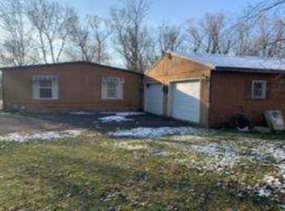 875 Filkins Rd, Newark, NY 14513