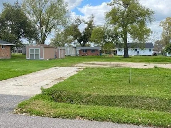 308 Saint Anthony St, Luling, LA 70070