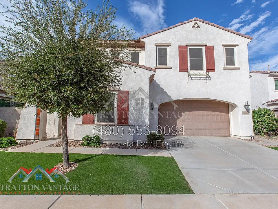 954 W Zion Way