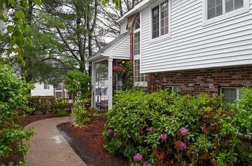 2nd image of 171 Tall Oaks Dr Unit F