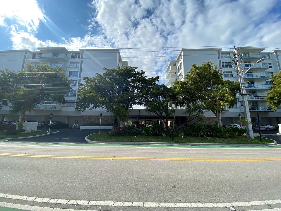 1st image of 10000 W Bay Harbor Dr APT 20