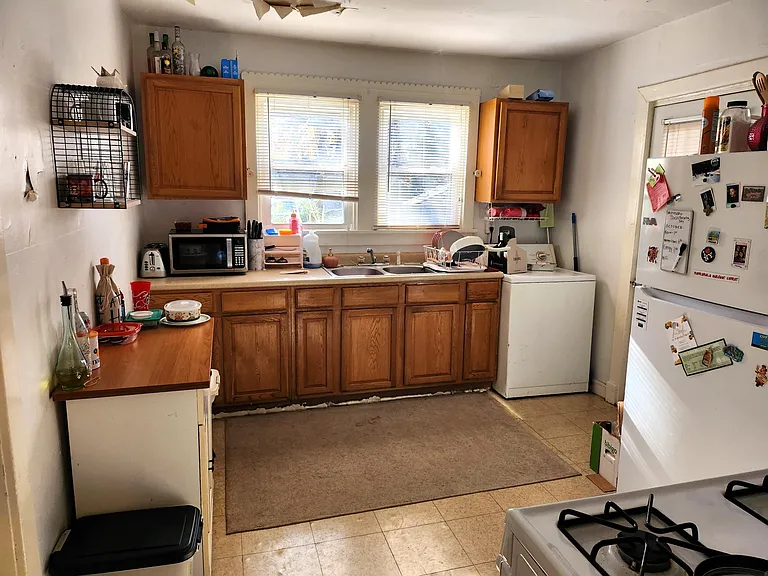 2019 Maplewood Ave — Photo 4