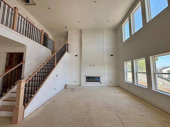 The Leighland A Family Room