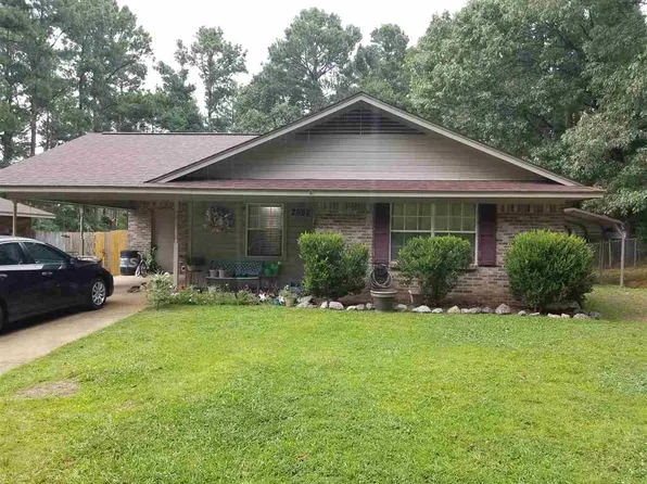 2652 Gina Dr, Pearl, MS 39208