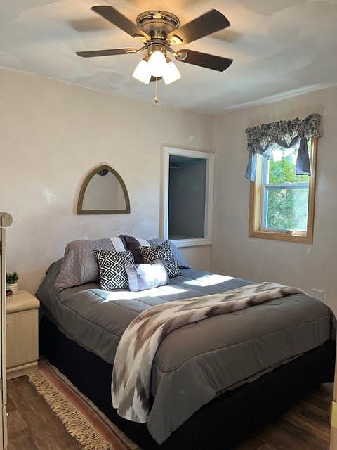 1st image of 16 Donovan Dr