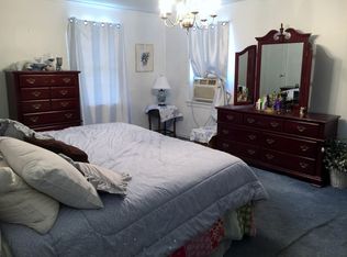 266 Maple Hill Dr, Hackensack, NJ 07601