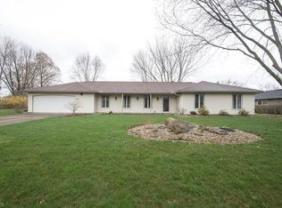 6200 Hickory Trl, North Ridgeville, OH 44039
