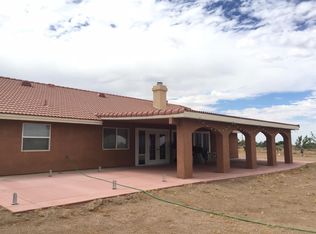 8671 Aster Rd, Oak Hills, CA 92344