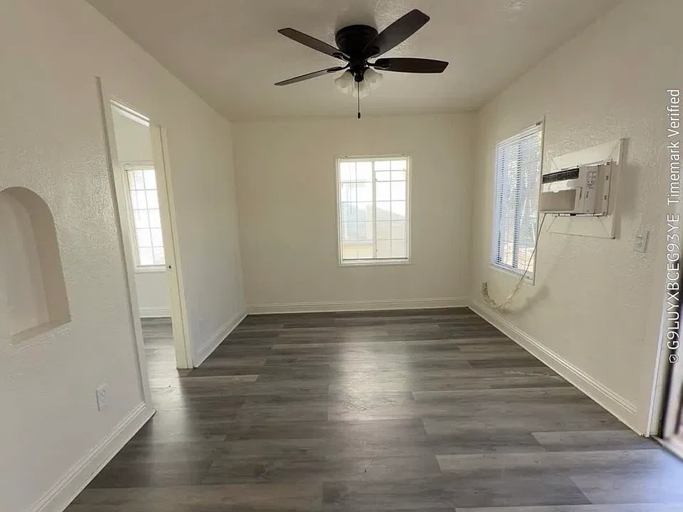 2027 Pacific St #6