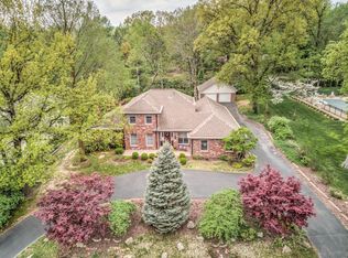 545 Dielman Rd, Saint Louis, MO 63132