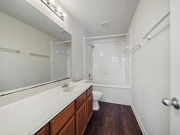 3610 Avalon Castle Dr — Photo 21