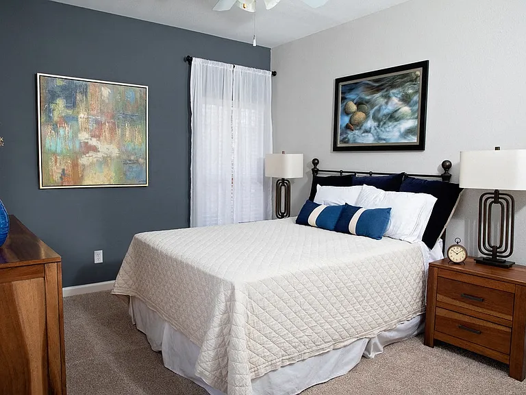 Southpoint Estate Apartments — Photo 32