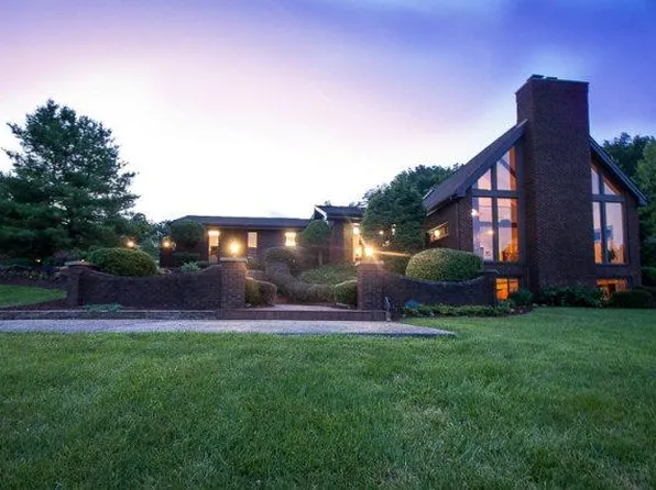 42 Harbor View Dr, Stout, OH 45684