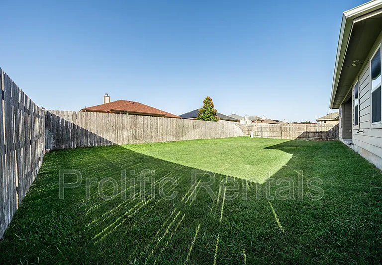 3410 Cottonpatch Dr — Photo 22