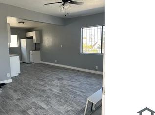 120 W 73rd St APT 4, Los Angeles, CA 90003