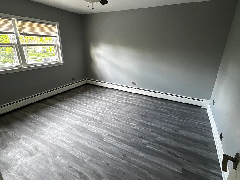 300 W Burlington Ave #4 — Photo 10