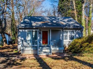 2210 Sherwood Dr, Winston Salem, NC 27103
