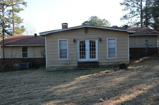 3rd image of 2616 Stephanie Dr