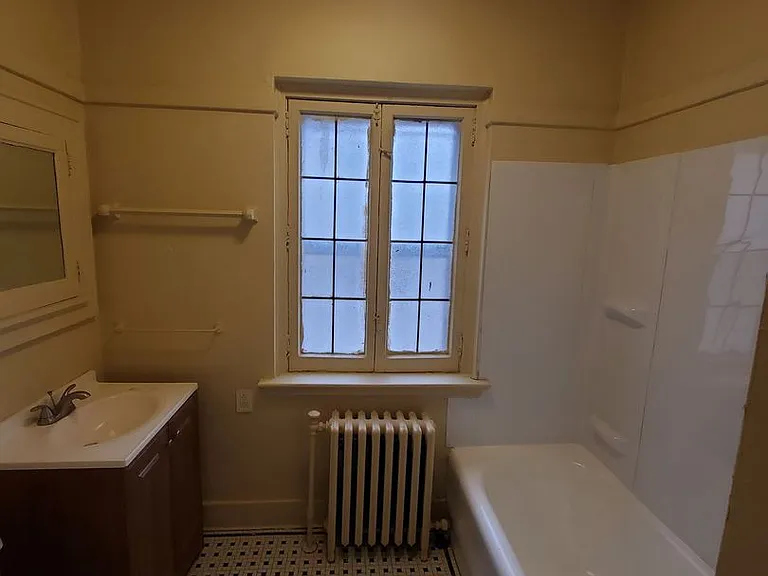 4409 W Burleigh St. (4 Unit)(Ace Property) — Photo 10