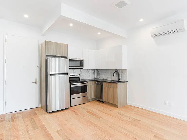 422 Rutland Rd #2A — Photo 5