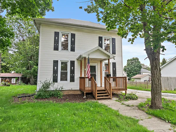 436 W Washington St, Marengo, IL 60152