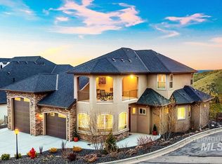 3670 W Quail Hollow Ct, Boise, ID 83703