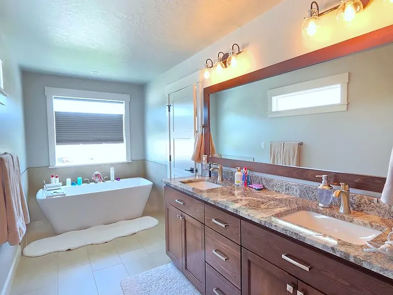 4219 S Bernson Ct — Photo 18