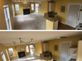8015 Lantern Ct #113, Manassas, VA 20109