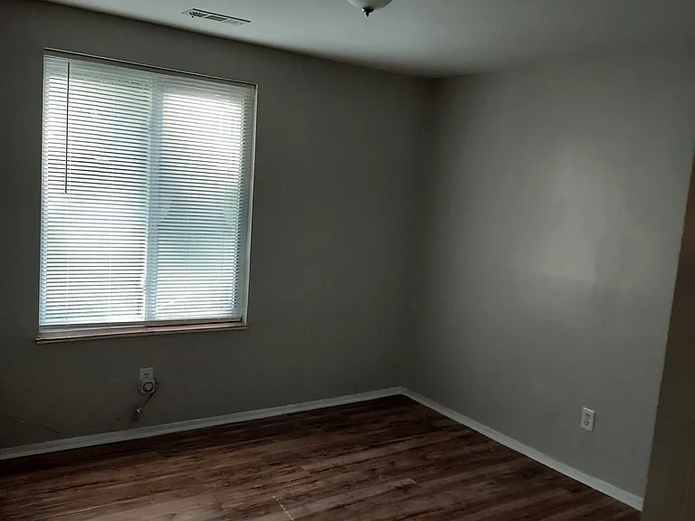 7836 Ivy Hollow Dr — Photo 8