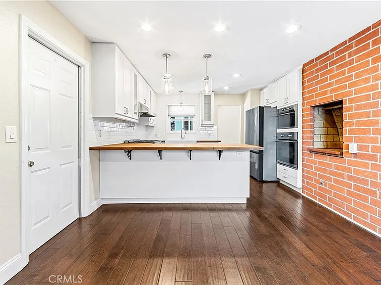 16311 Woodstock Ln — Photo 12