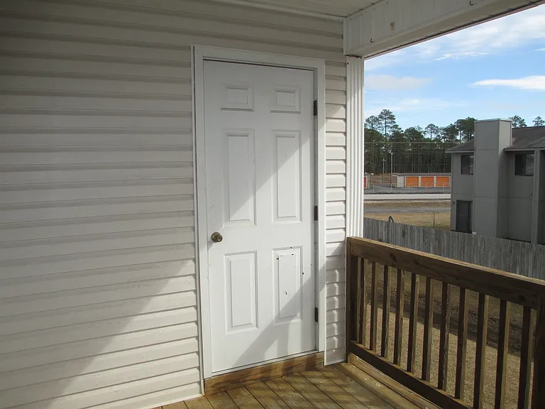 139 John Ct — Photo 11