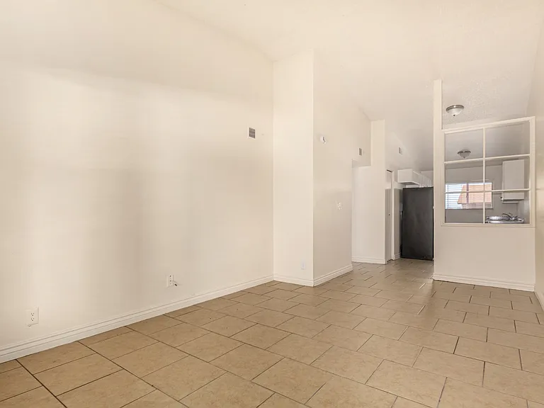 260 W 8th Ave #173 — Photo 3