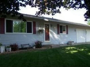 N5470 Circle Dr E, Onalaska, WI 54650