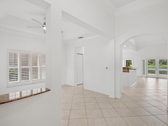 3rd image of 11289 NW 65th Manor