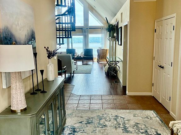 2nd image of 1197 Sandpiper Pointe