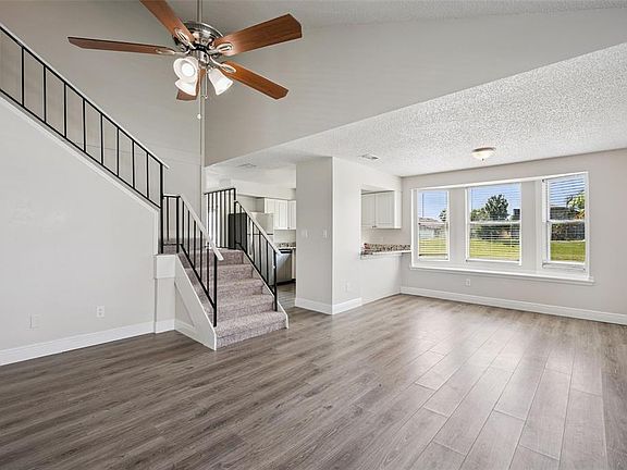 2nd image of 9816 SURREY RIDGE ROAD